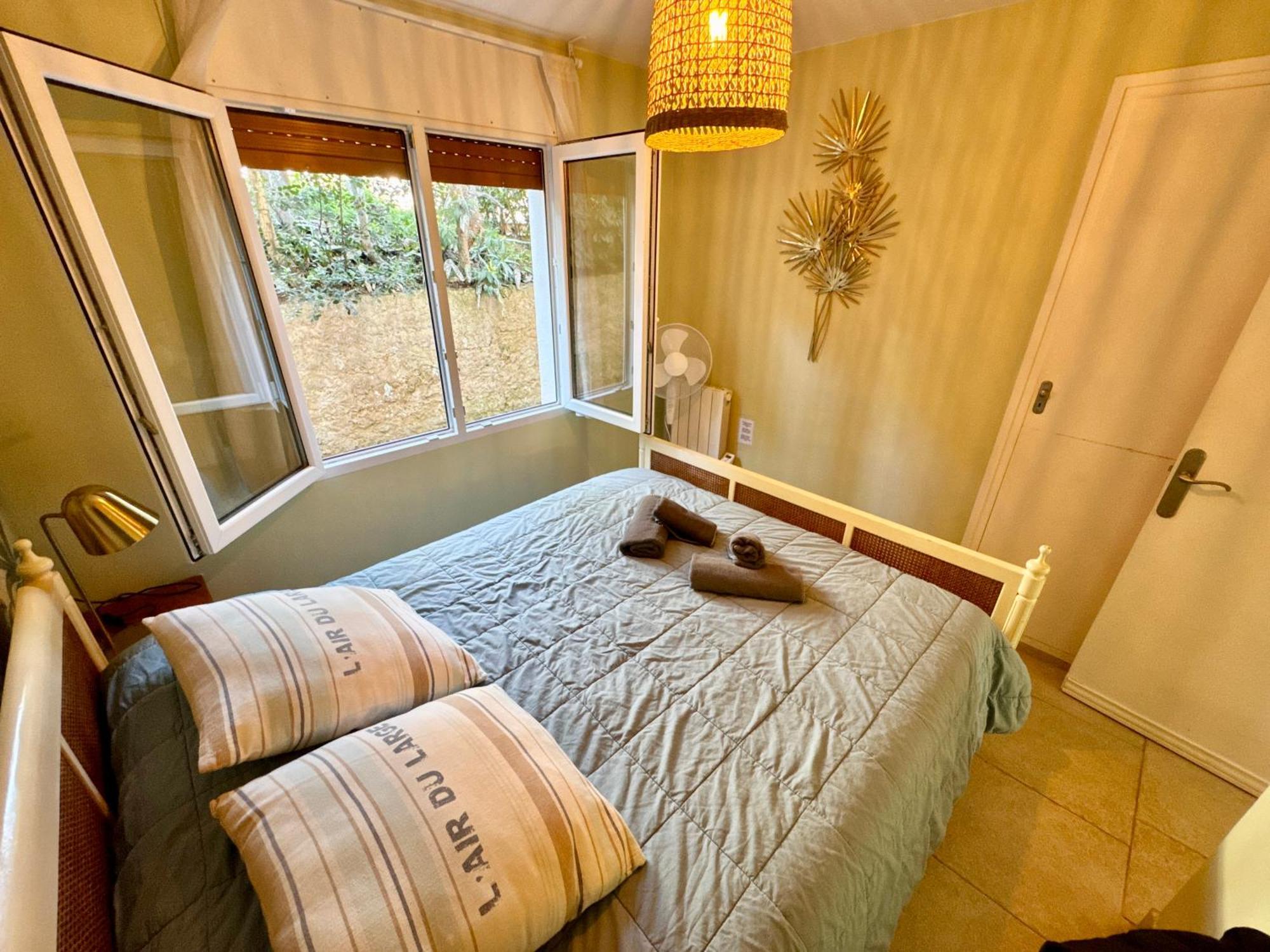 Apartament Al Golfet De Calella De Palafrugell Esterno foto